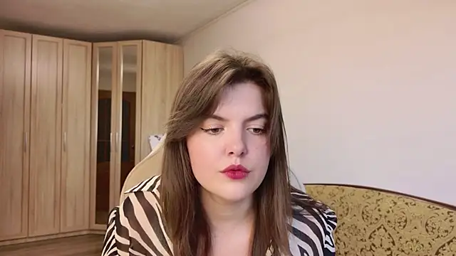 showmeparadise online show from June 23, 4:43 am