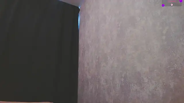 HolySinner83 online show from June 11, 12:24 pm