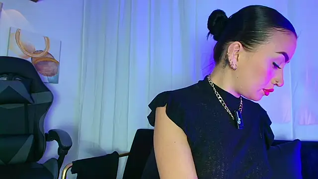 ArkaBella online show from September 26, 9:01 pm