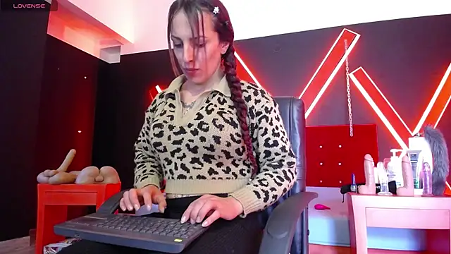 engel devil online show from October 2, 11:59 am