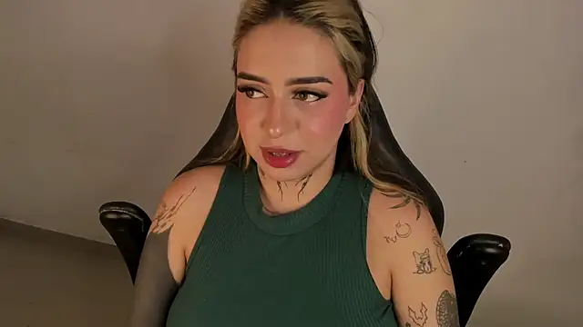 AnnikaMerliahh  online show from February 22, 1:45 pm