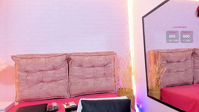 Salome rouse1 online show from December 23, 12:03 am