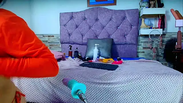 Melannytaylor online show from March 13, 10:22 pm