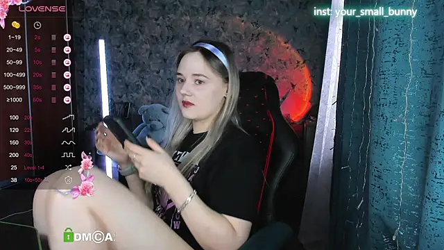 Your small bunny online show from October 7, 3:22 am