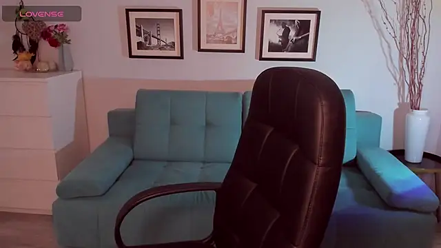 BellaSweetHeart online show from March 19, 4:44 pm