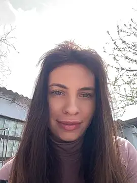 CurlyLara online show from April 14, 11:54 am