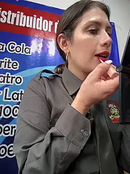 Alysson-- online show from October 9, 6:23 pm