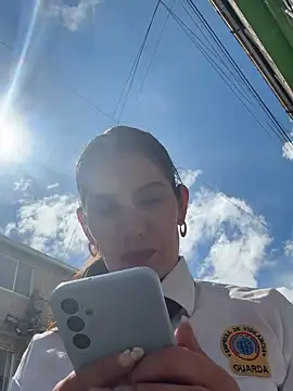 Alysson-- online show from December 4, 6:30 pm