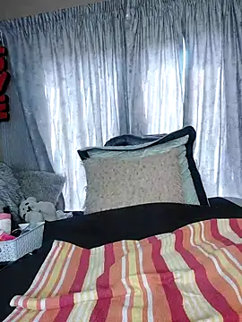 ThickianaRider online show from October 17, 12:30 pm