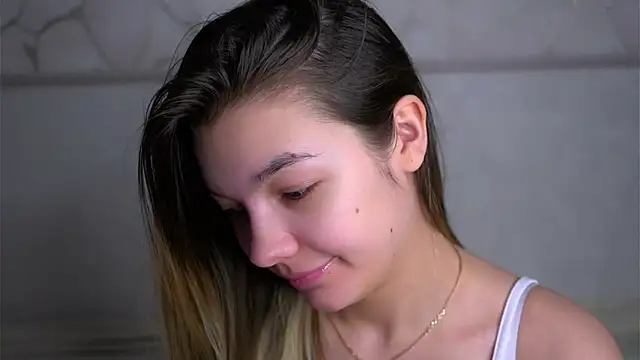 VeronaAppleberry online show from February 15, 1:08 am