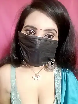 Stripy Doll online show from February 7, 3:27 pm