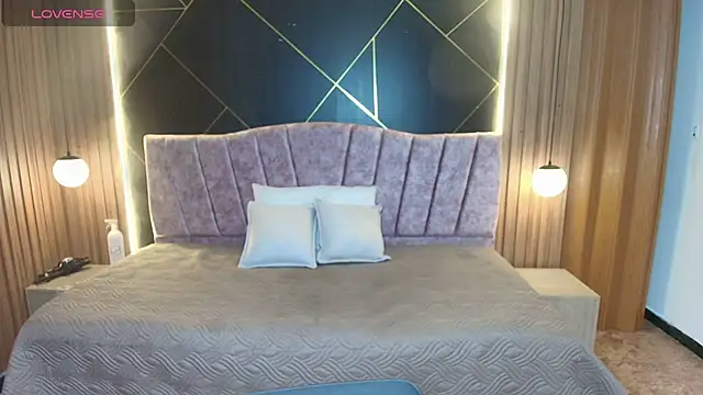 NatashaMason  online show from May 2, 7:17 pm