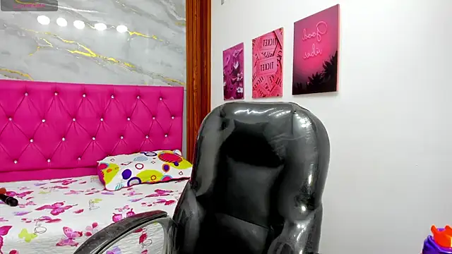 Helen russo online show from April 5, 6:51 pm