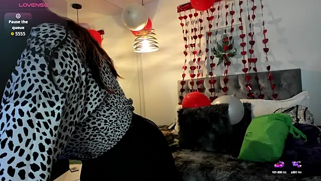 Nami sunny online show from September 19, 7:46 pm