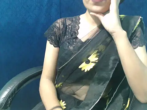 Yashi online show from September 27, 3:30 pm