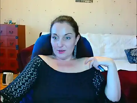 Alice3694 online show from April 8, 5:42 am