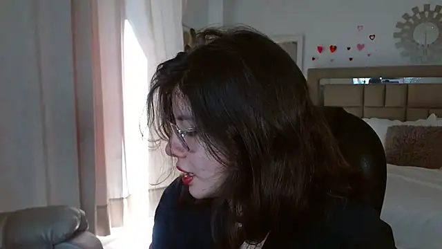 zoecruzz online show from September 9, 2:17 pm