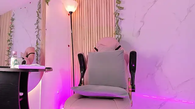 Aria montgomeri online show from February 27, 2:06 pm