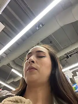 Holly Play online show from October 7, 10:19 am