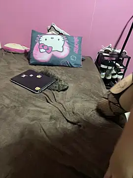 belletotosa online show from May 1, 1:42 am