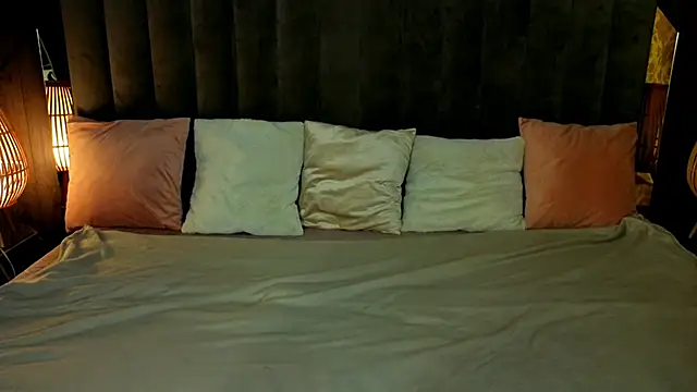 Sasha Exclusive online show from October 14, 6:05 am