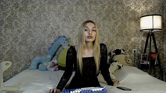 Ella Milla online show from October 22, 11:48 am