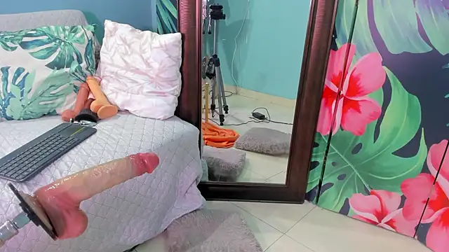 Mieldeluna online show from January 16, 4:52 am