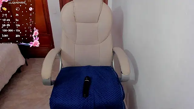 Maavca  online show from September 15, 8:27 pm