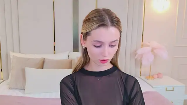 MarybethSnow online show from September 18, 5:44 pm