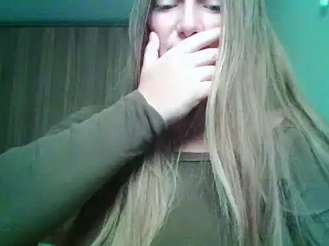 Evasapples online show from October 5, 9:42 pm