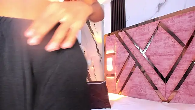 tifany bigdick online show from January 16, 6:37 pm