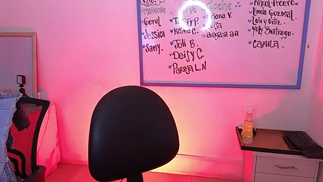 Mia Fischer online show from March 21, 11:48 am