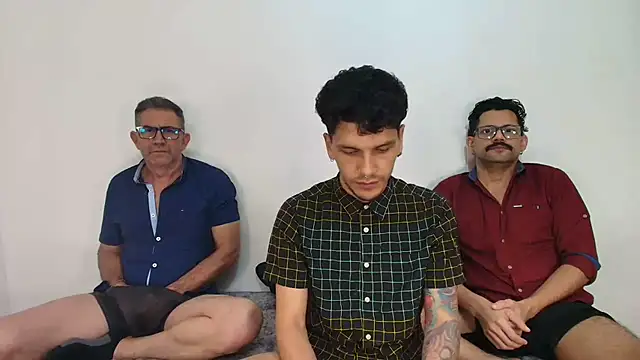 Benjamin show online show from February 17, 2:22 am