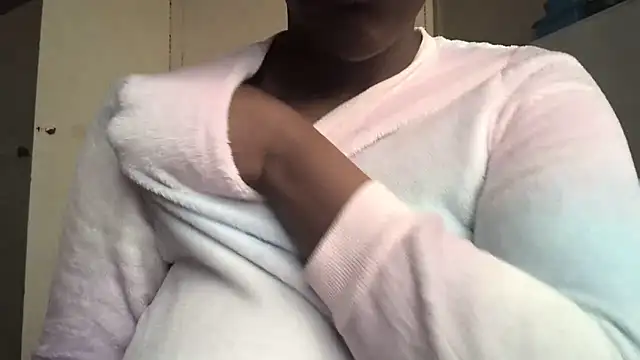 vanie online show from June 8, 8:04 am