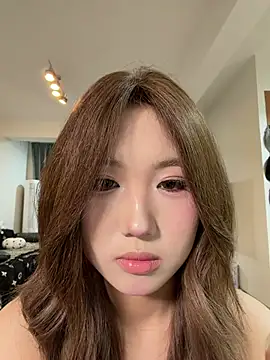 xyebobs online show from June 9, 4:39 pm