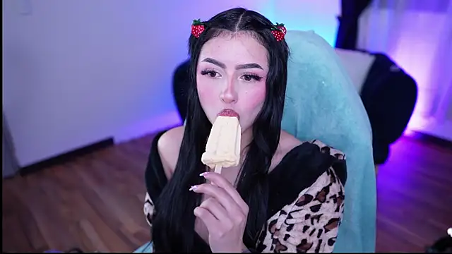 myeimmy 33 online show from March 20, 12:26 am