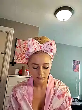 lexybabyxo online show from January 19, 2:13 pm