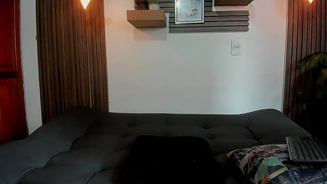 rihannagil online show from October 22, 3:28 pm