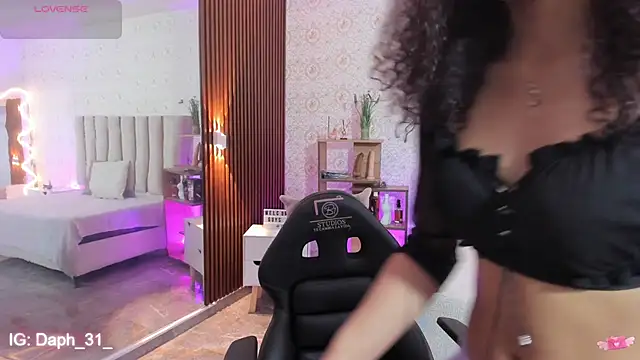 Daphnne tay online show from September 28, 3:24 am