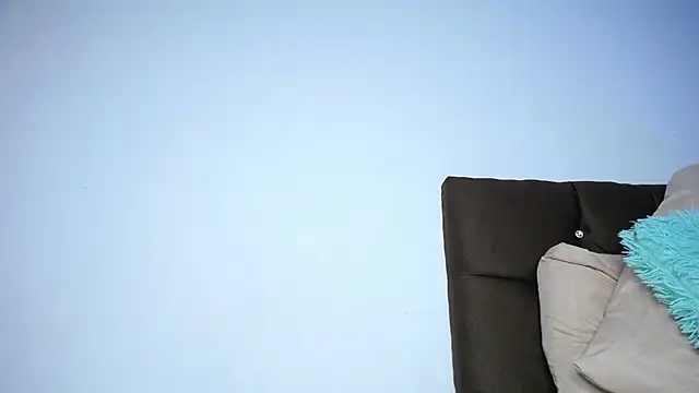 Sweet hot mia online show from September 9, 1:33 pm