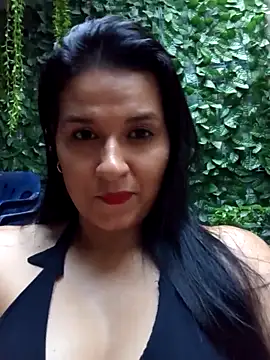 elena jonees online show from April 16, 10:01 pm