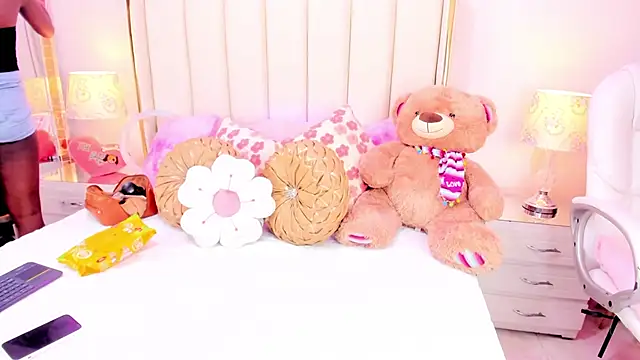 evangelin ts online show from December 4, 1:24 pm