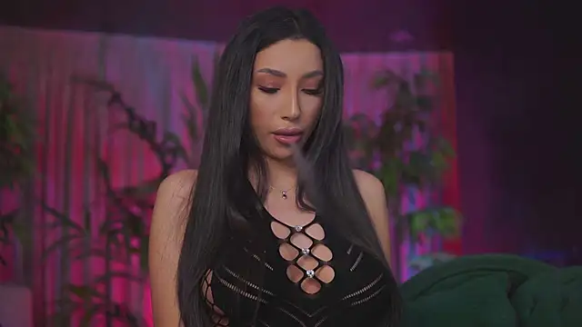 GinaValentinna online show from February 17, 7:46 pm