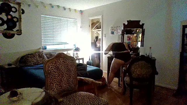 sophiarica online show from June 10, 5:22 pm