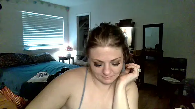 sophiarica online show from May 31, 6:03 pm