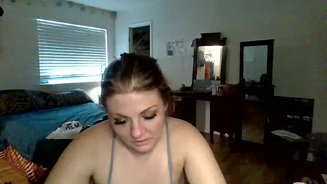sophiarica online show from May 31, 6:09 pm