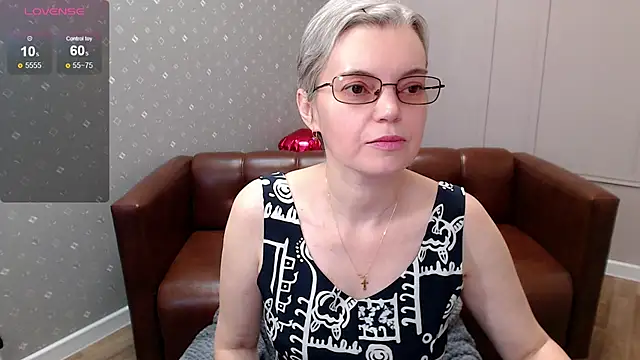 Cutie Erikaa1 online show from March 21, 3:00 am