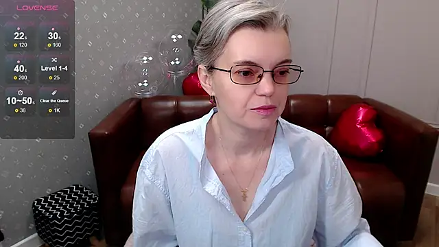 Cutie Erikaa1 online show from March 7, 2:18 am