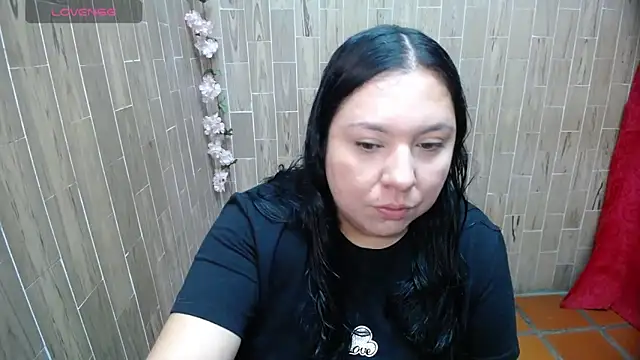 solyeria online show from March 8, 2:04 am