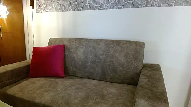 AnnitaSerna  online show from September 12, 3:41 pm